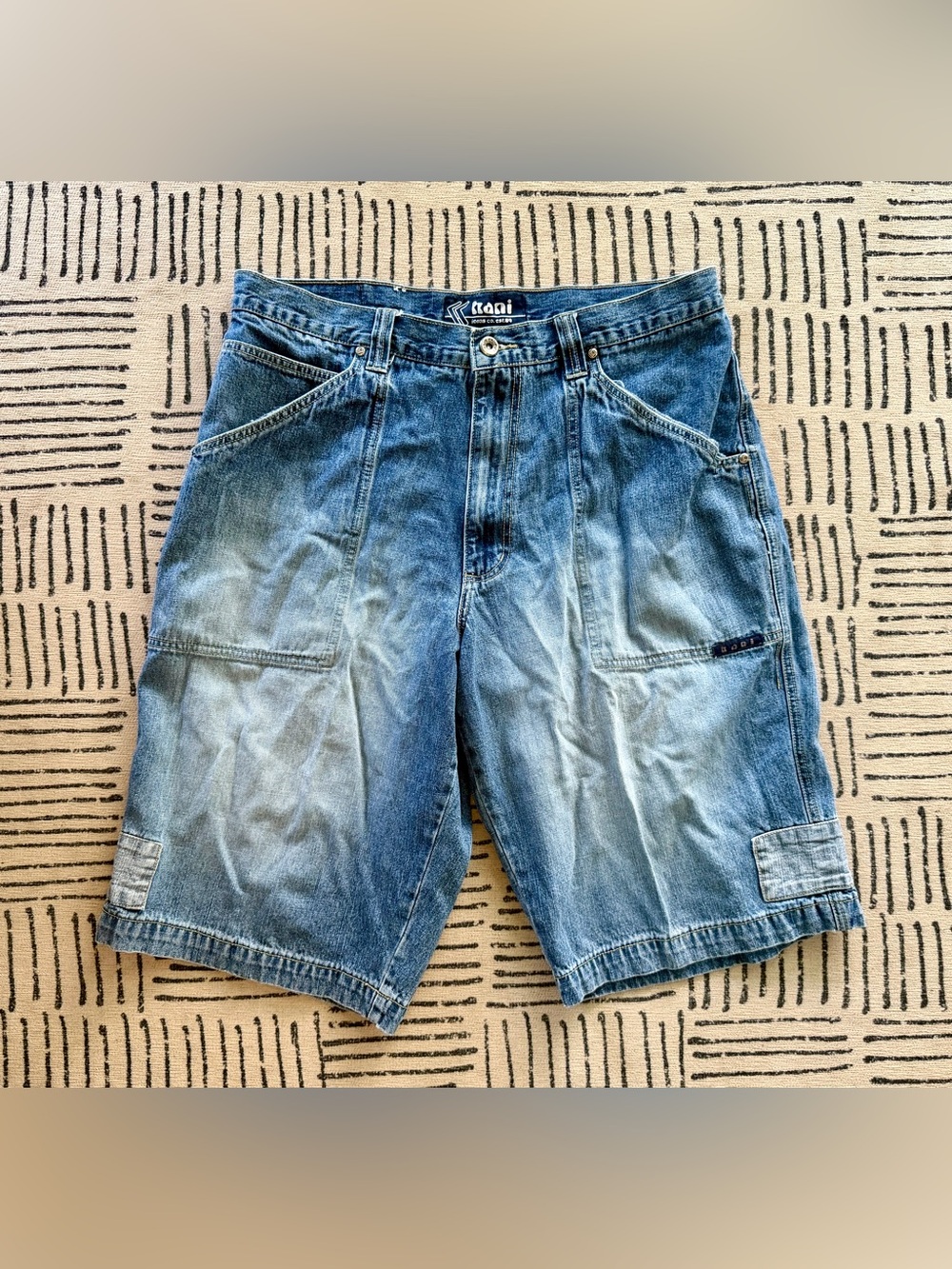 Y2K vintage men’s Karl Kani Baggy Blue Denim Jorts